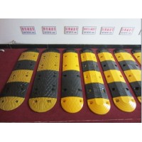 河南鑄鋼減速帶生產廠家鑄鐵減速帶車輛減速帶